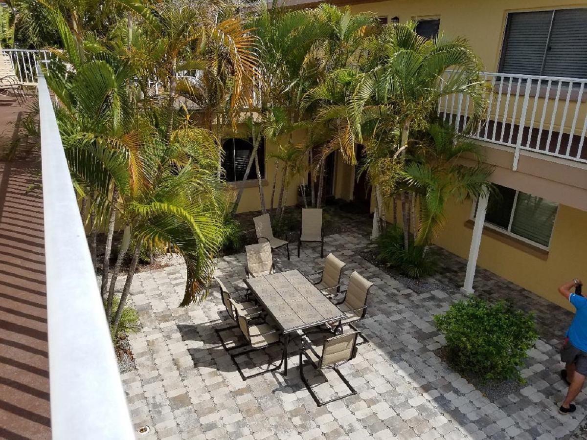 Madeira Bonita Apartment #6 St. Pete Beach Esterno foto